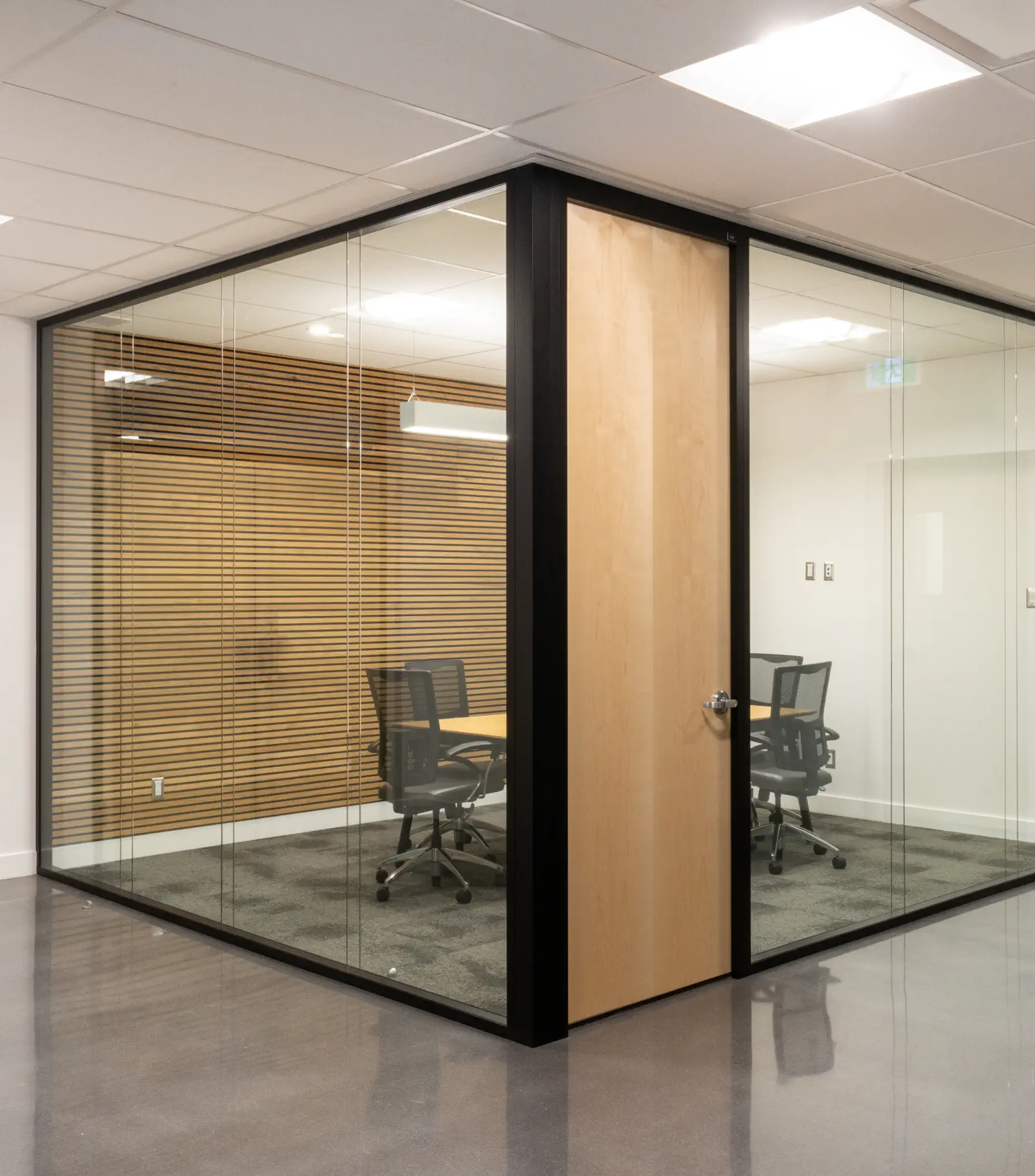 BOLÉAN Branding image